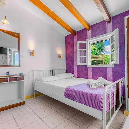 Apartament Aiolos Tsoukaládhes