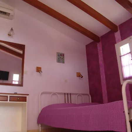 Apartament Aiolos Tsoukaládhes
